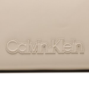 

СумкаCalvin Klein, Бежевий