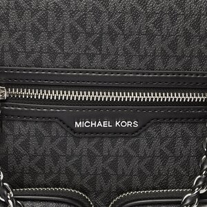 

РюкзакMICHAEL Michael Kors, Чорний