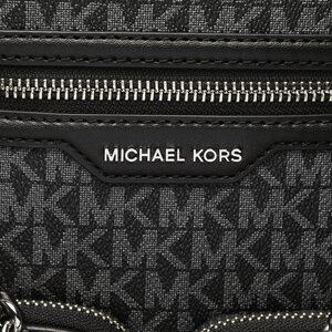 

РюкзакMICHAEL Michael Kors, Чорний