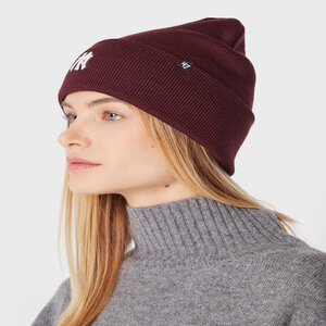 

Шапкa47 Brand, Бордовий