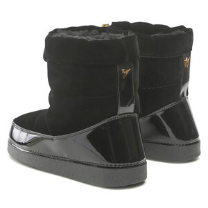 

ВзуттяGiuseppe Zanotti, Чорний