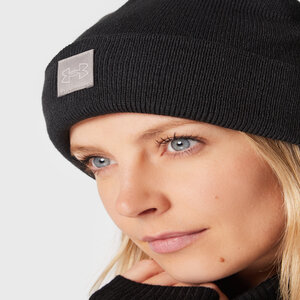 

ШапкaUnder Armour, Чорний
