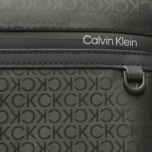

Плоска сумкаCalvin Klein, Чорний