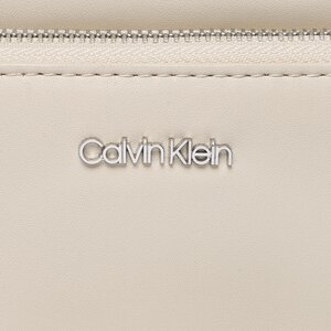 

СумкаCalvin Klein, Бежевий