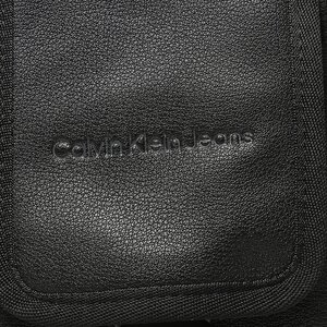 

Плоска сумкаCalvin Klein Jeans, Чорний