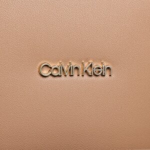 

СумкаCalvin Klein, Коричневий