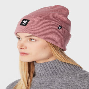 

Шапкa47 Brand, Рожевий