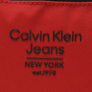 

Сумка на поясCalvin Klein Jeans, Червоний