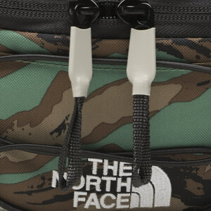 

Сумка на поясThe North Face, Зелений
