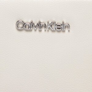 

Сумка на поясCalvin Klein, Бежевий