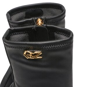 

БотильйониGiuseppe Zanotti, Чорний