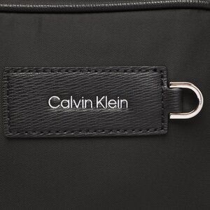 

Плоска сумкаCalvin Klein, Чорний