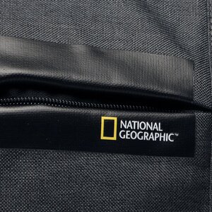 

Плоска сумкаNational Geographic, Сірий