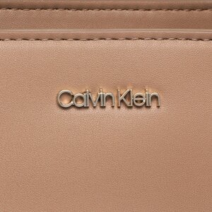 

СумкаCalvin Klein, Коричневий