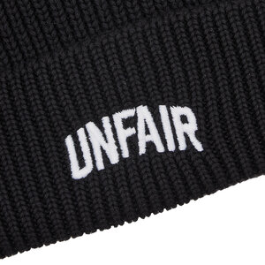 

ШапкaUnfair Athletics, Чорний