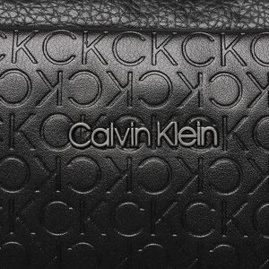 

Чохол для ноутбукаCalvin Klein, Чорний