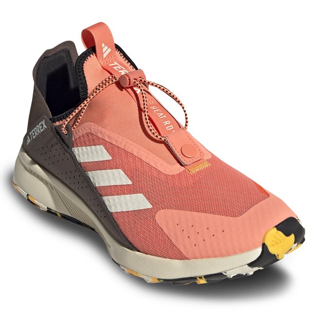 terrex voyager adidas