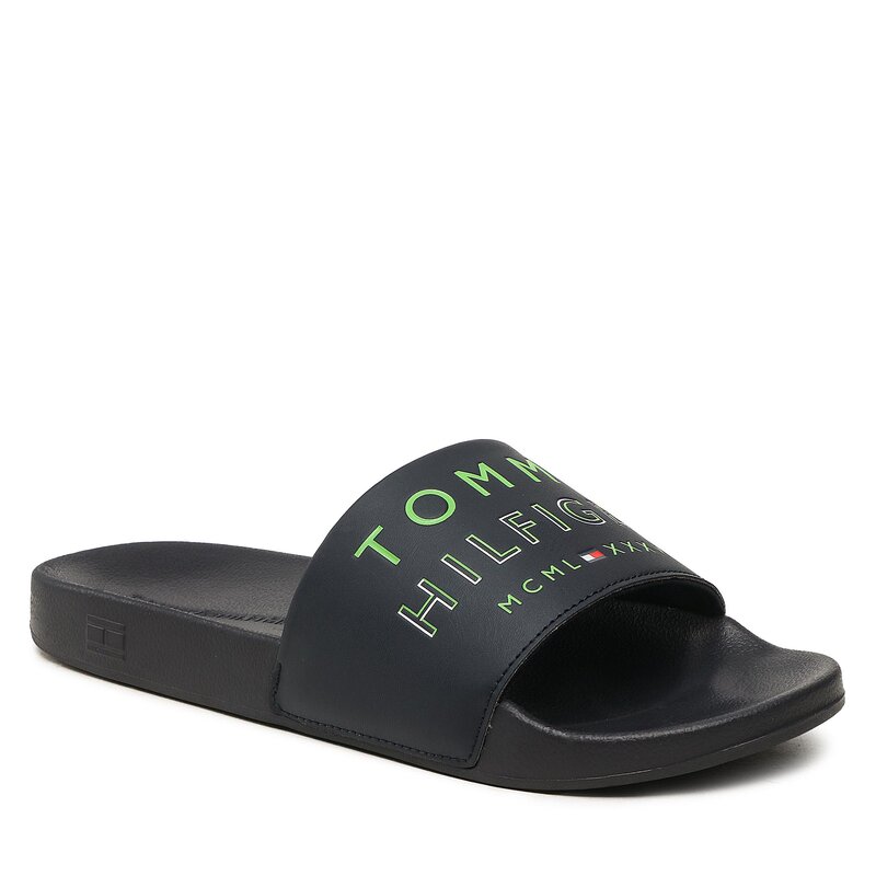 Pantoletten Tommy Hilfiger Embossed Pool Slide FM0FM04463 Desert Sky DW5 Pantoletten Pantoletten und Sandaletten Herrenschuhe