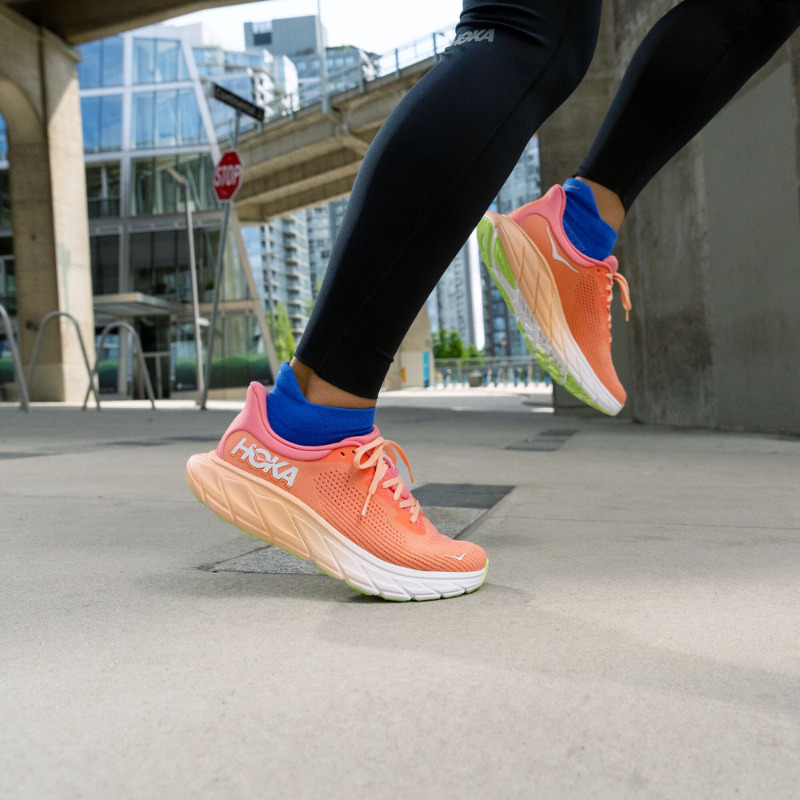https://eobuwie.com.pl/c/eobuwie/marka:hoka/kolekcja:arahi_7?itm_source=brandshop&itm_medium=advertising&itm_campaign=2023_HOKA