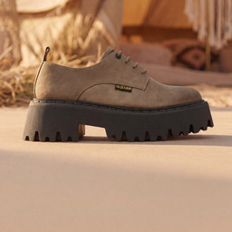 Halbschuhe