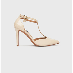 Tacones de aguja