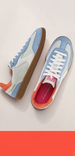 Skechers