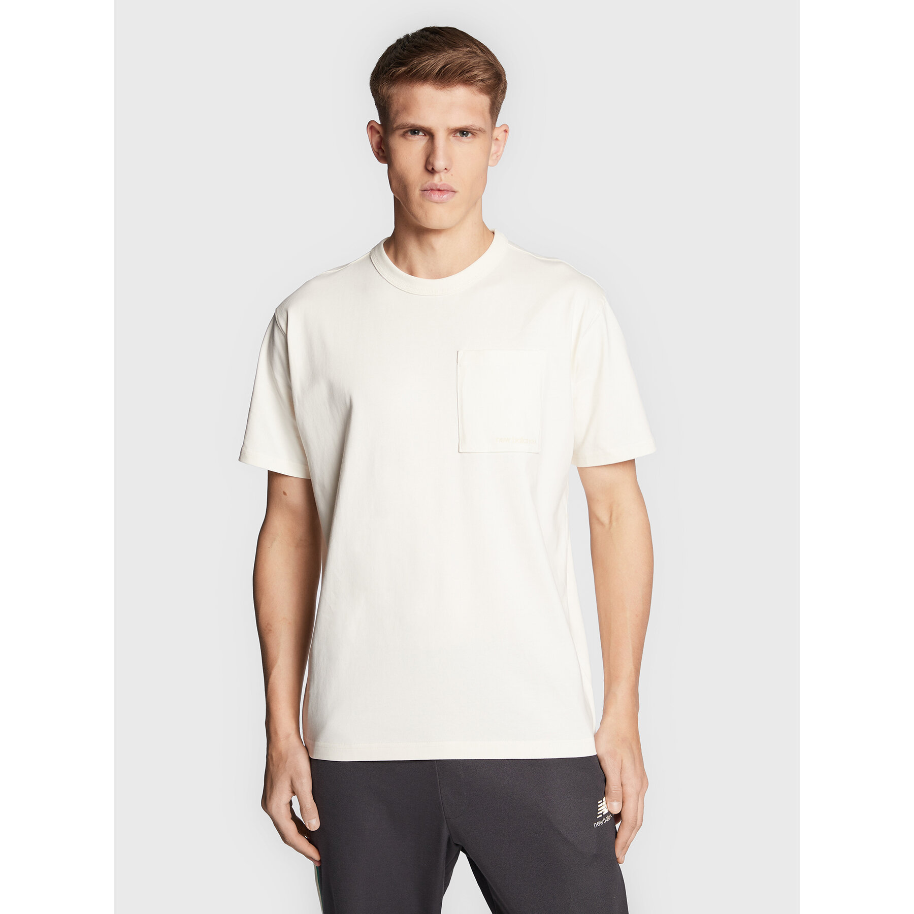 New Balance T-Shirt MT23567 Εκρού Relaxed Fit