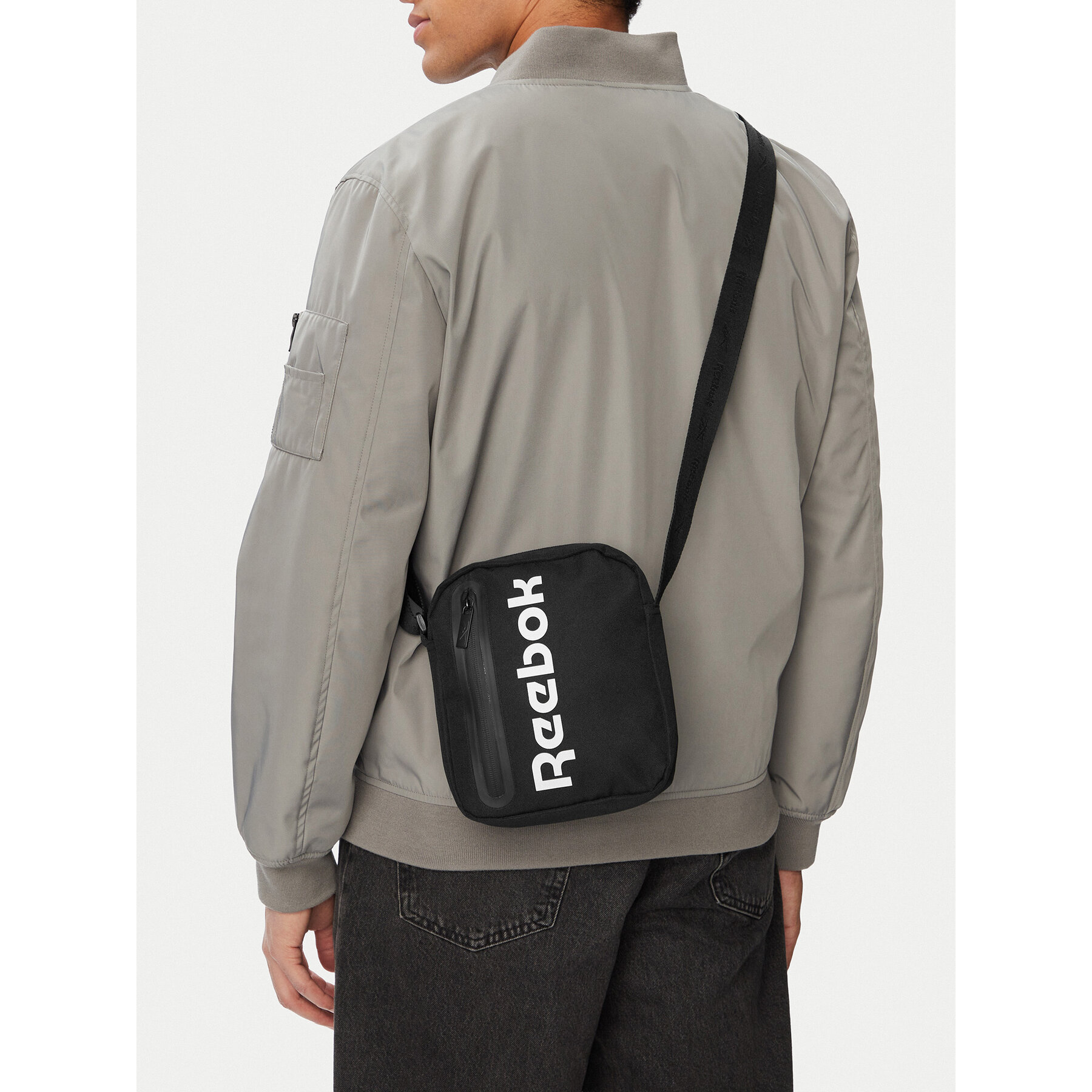 Torbica za okrog pasu Reebok WBEOHP-RBK-P-001-10 Črna