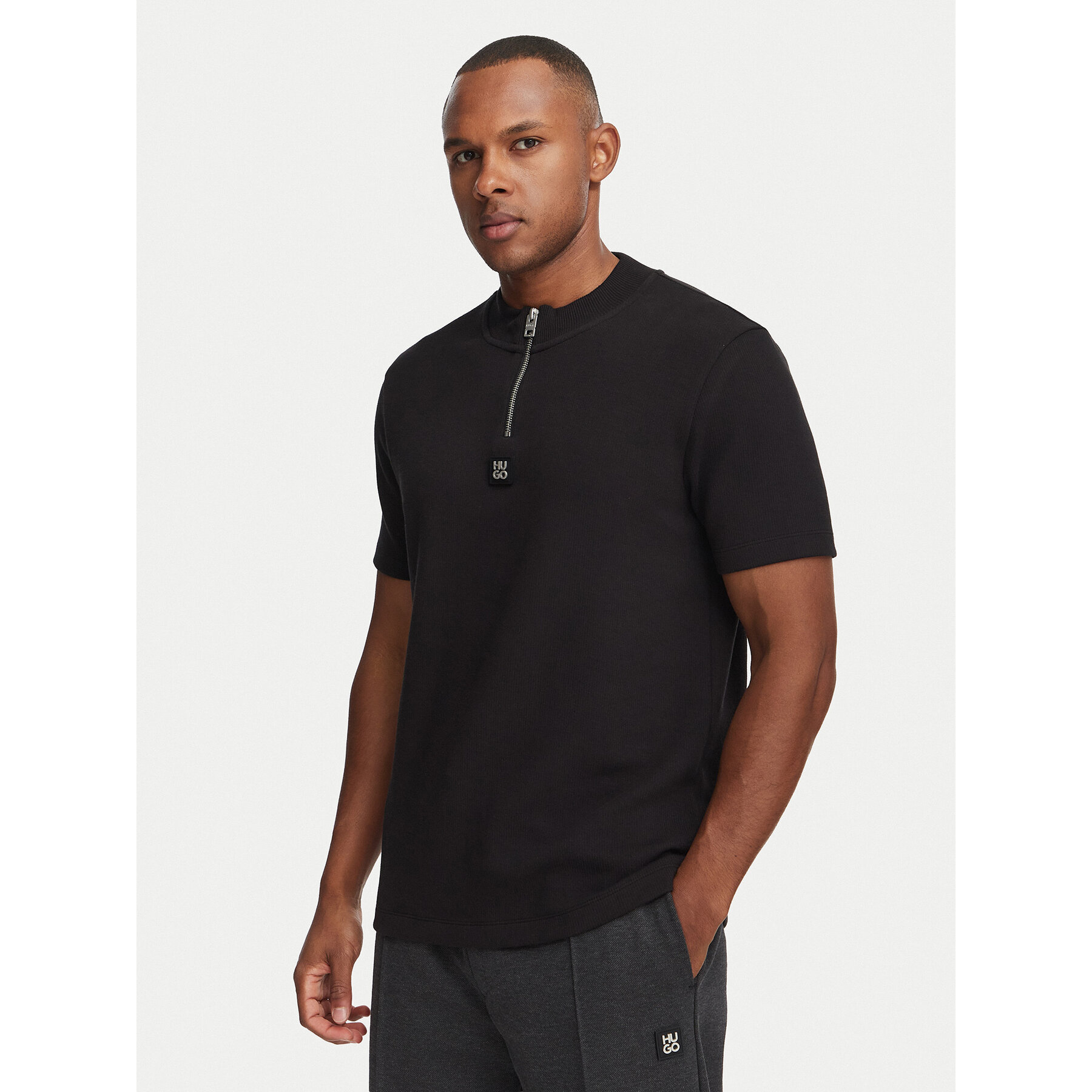 HUGO T-shirt Dabi 50563018 Crna Regular Fit