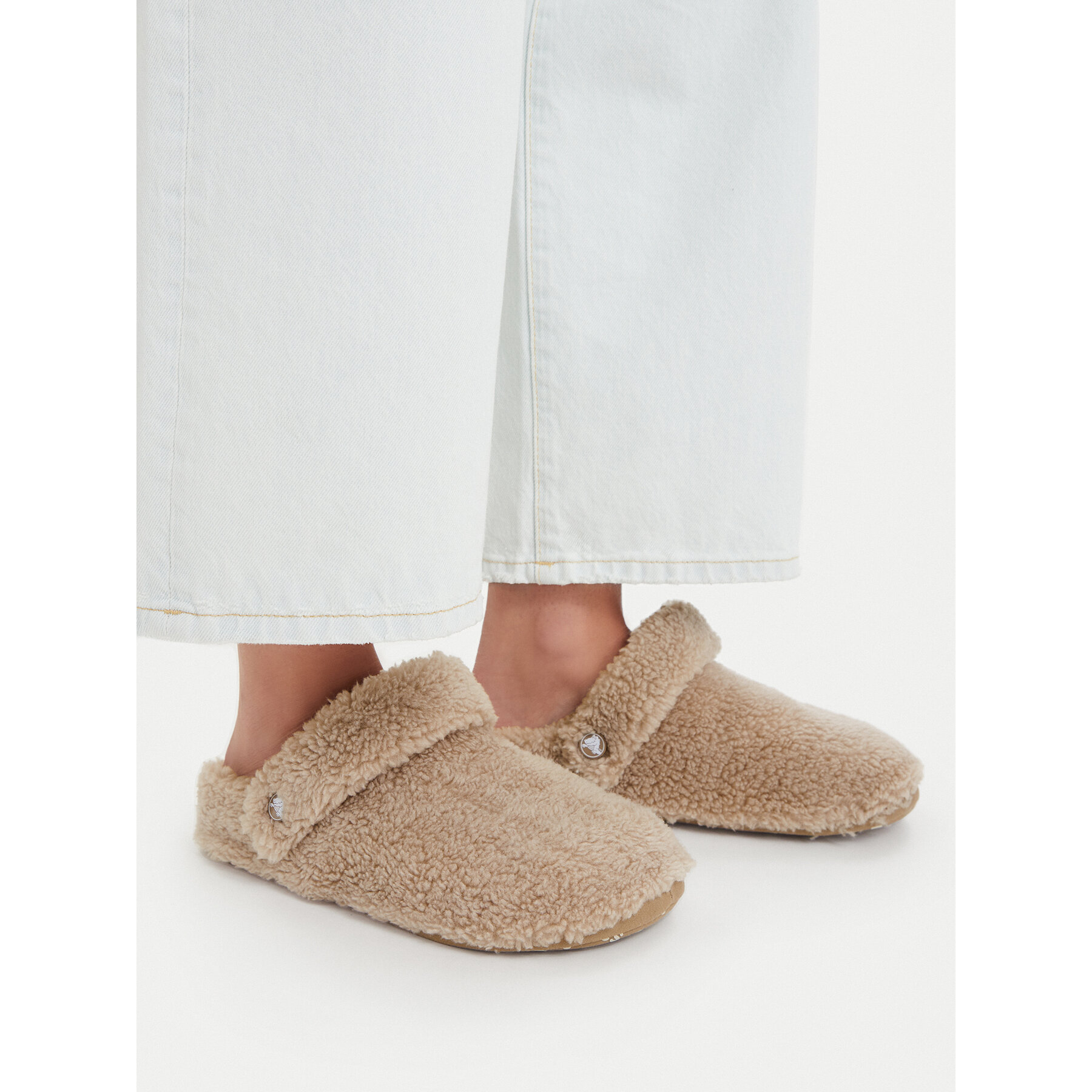 Papuče Crocs Classic Cozzzy 209386 Béžová