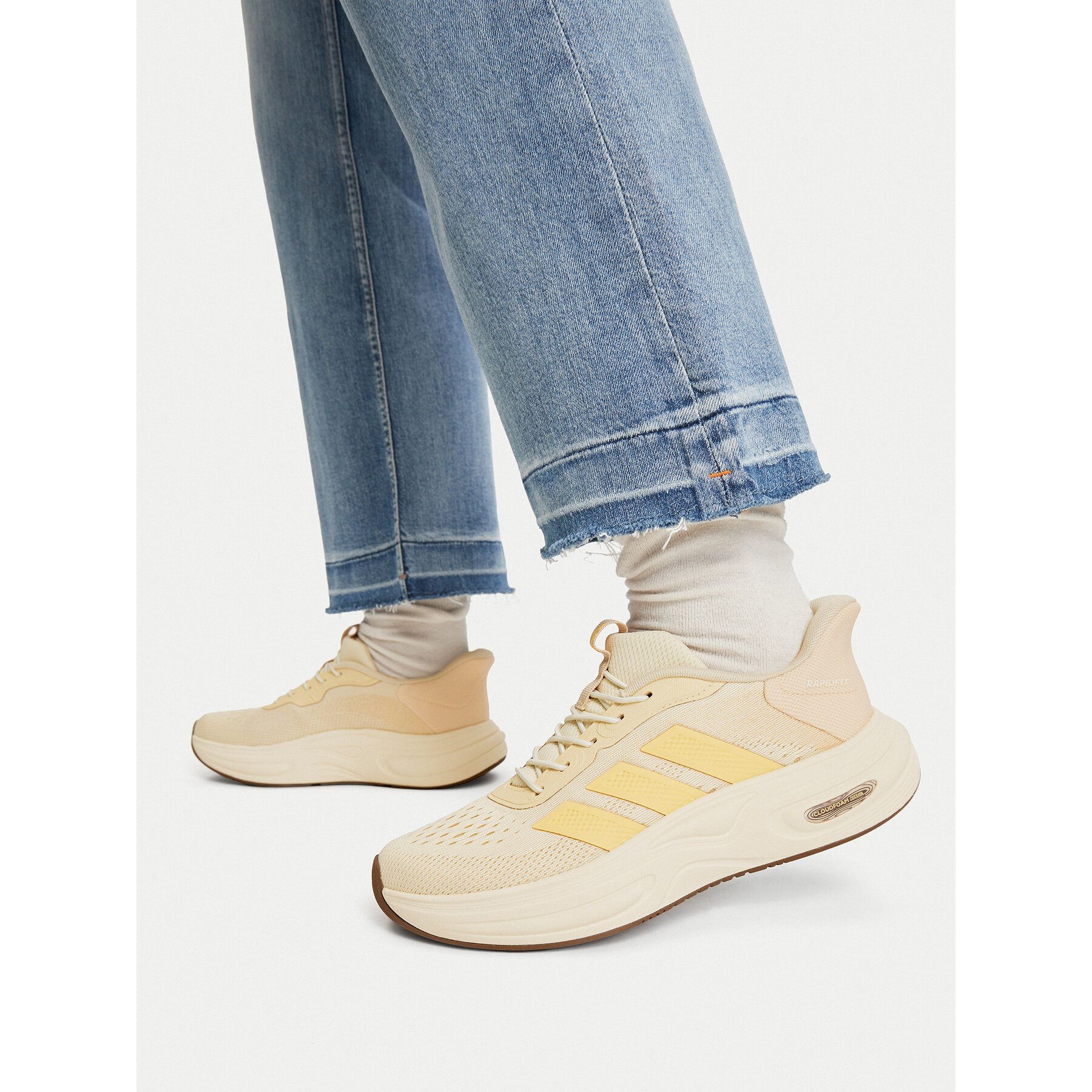 Сникърси adidas Cloudfoam Cuxxion Rapidfit Shoes KI9577 Светлобежов