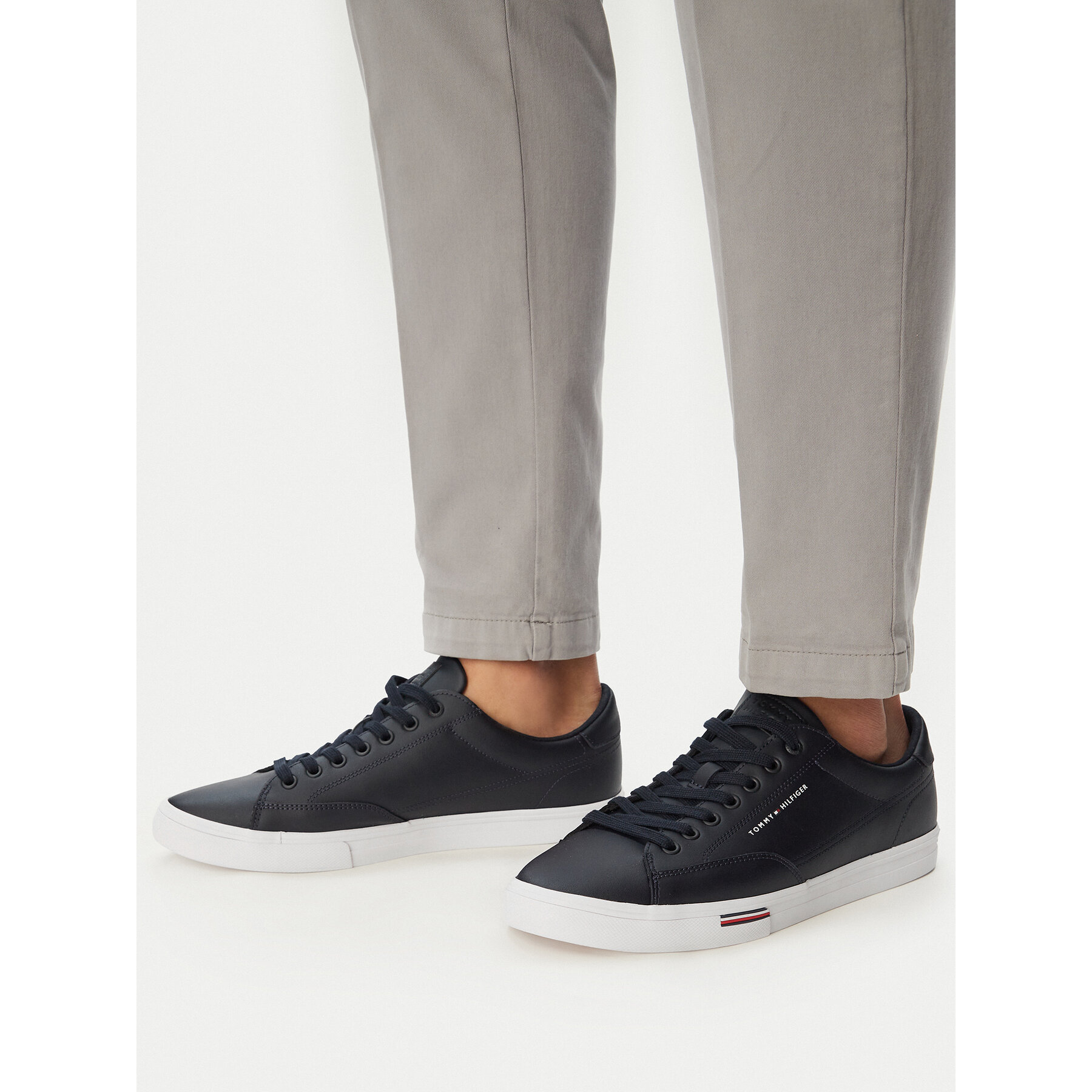 Teniși Tommy Hilfiger Vulc Core Rwb Long Lace Lth FM0FM05814 Bleumarin
