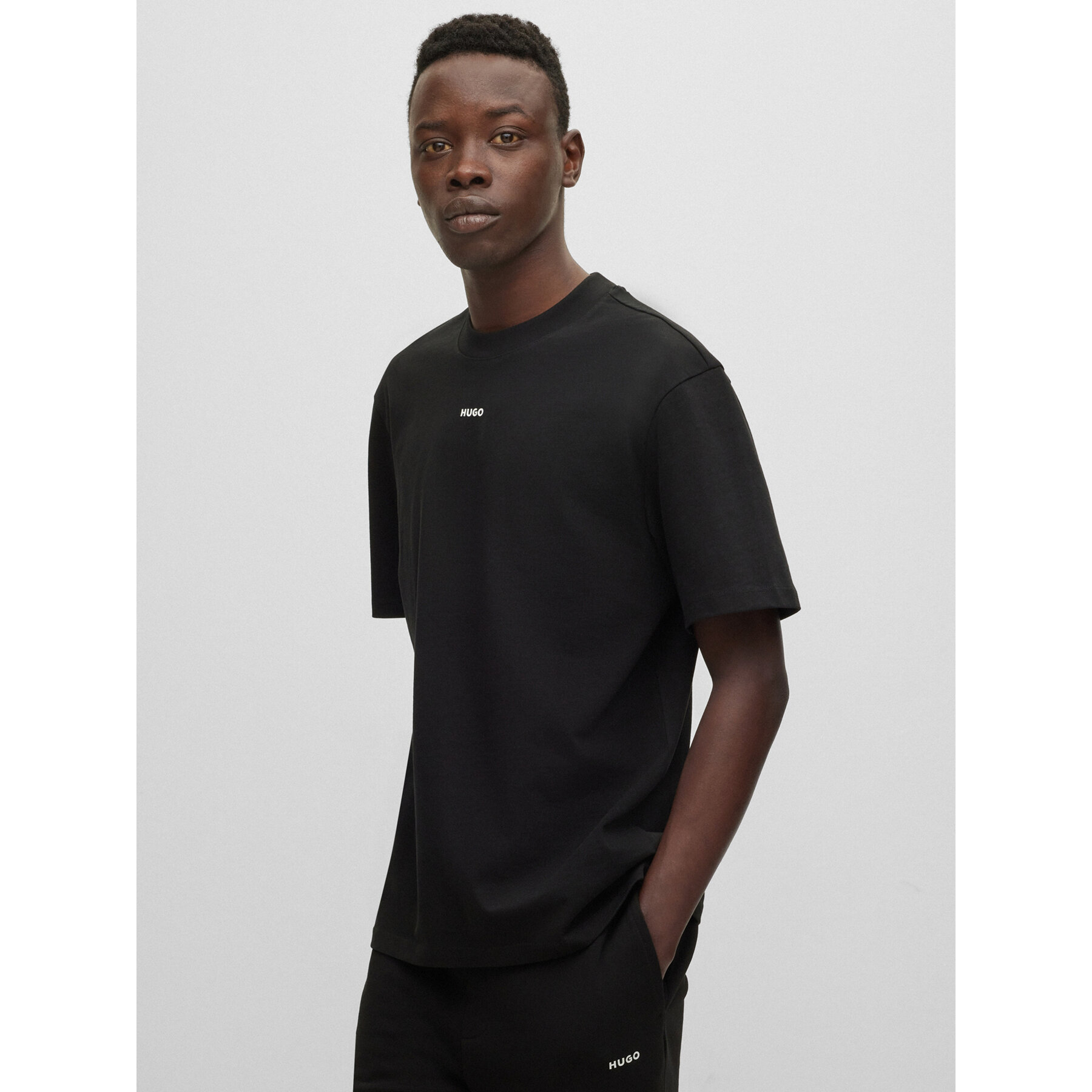 Hugo T-shirt Dapolino 50488330 Crna Relaxed Fit