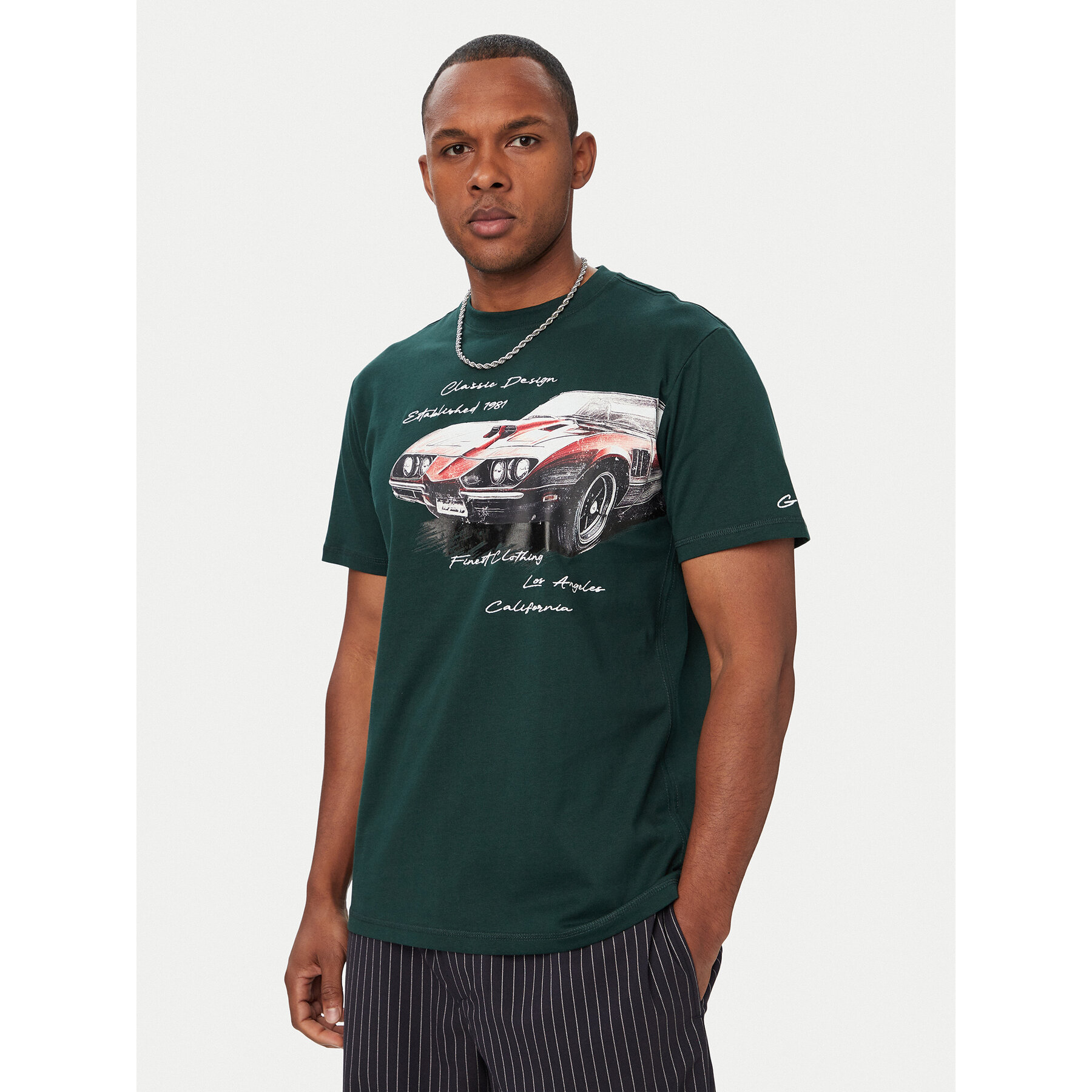 Guess T-shirt M6YI45 K4231 Tamno zelena Regular Fit