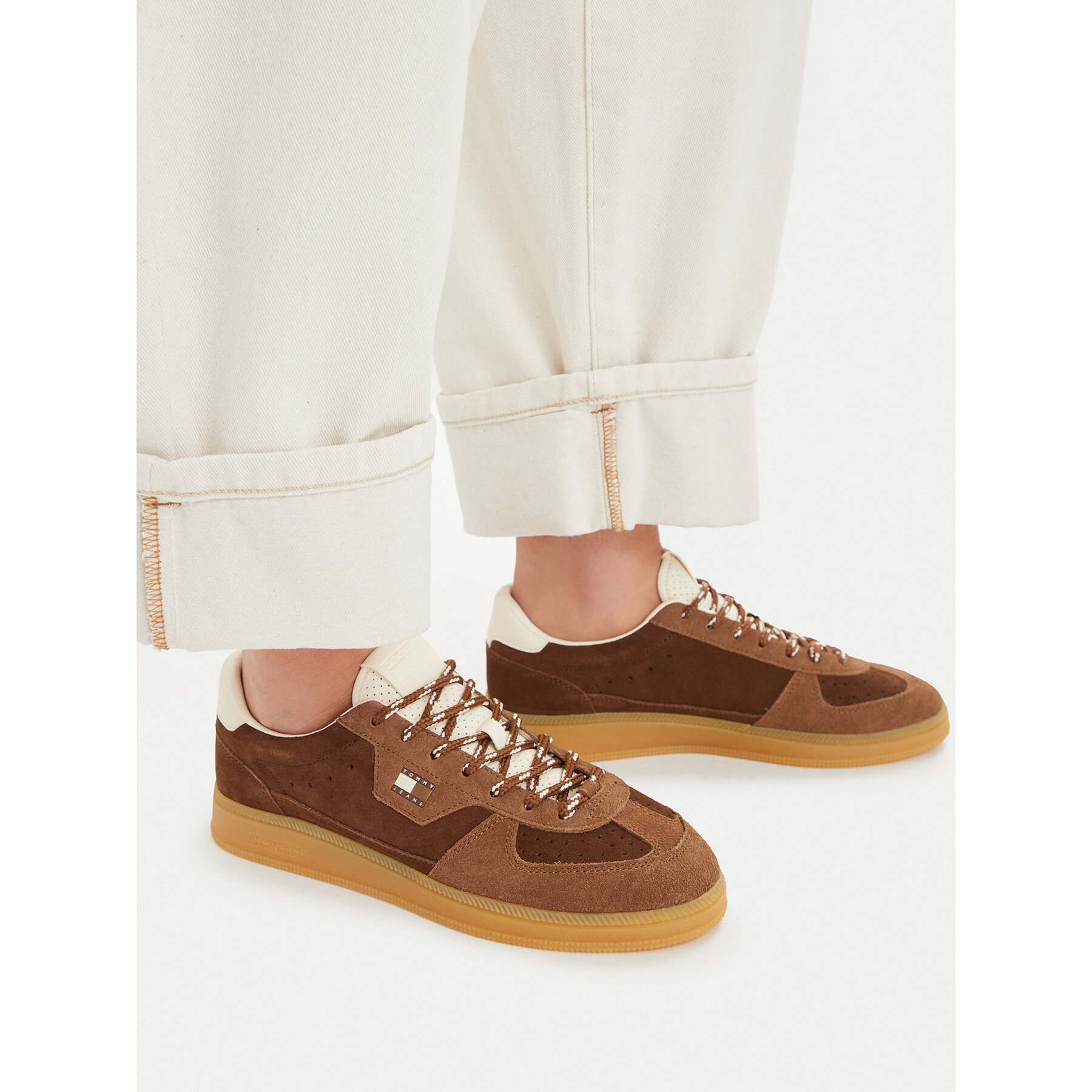 Sneakers Tommy Jeans Mu The Greenwich Edge Suede EN0EN03050 Maro