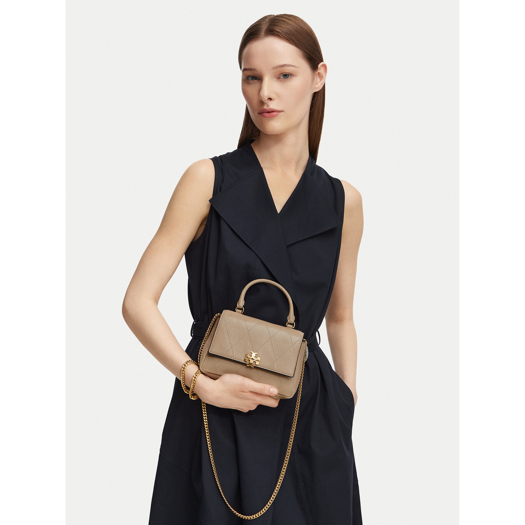 Torbica Tory Burch Charlie Quilted Mini Top Handle Chain Wallet 186032 Bež
