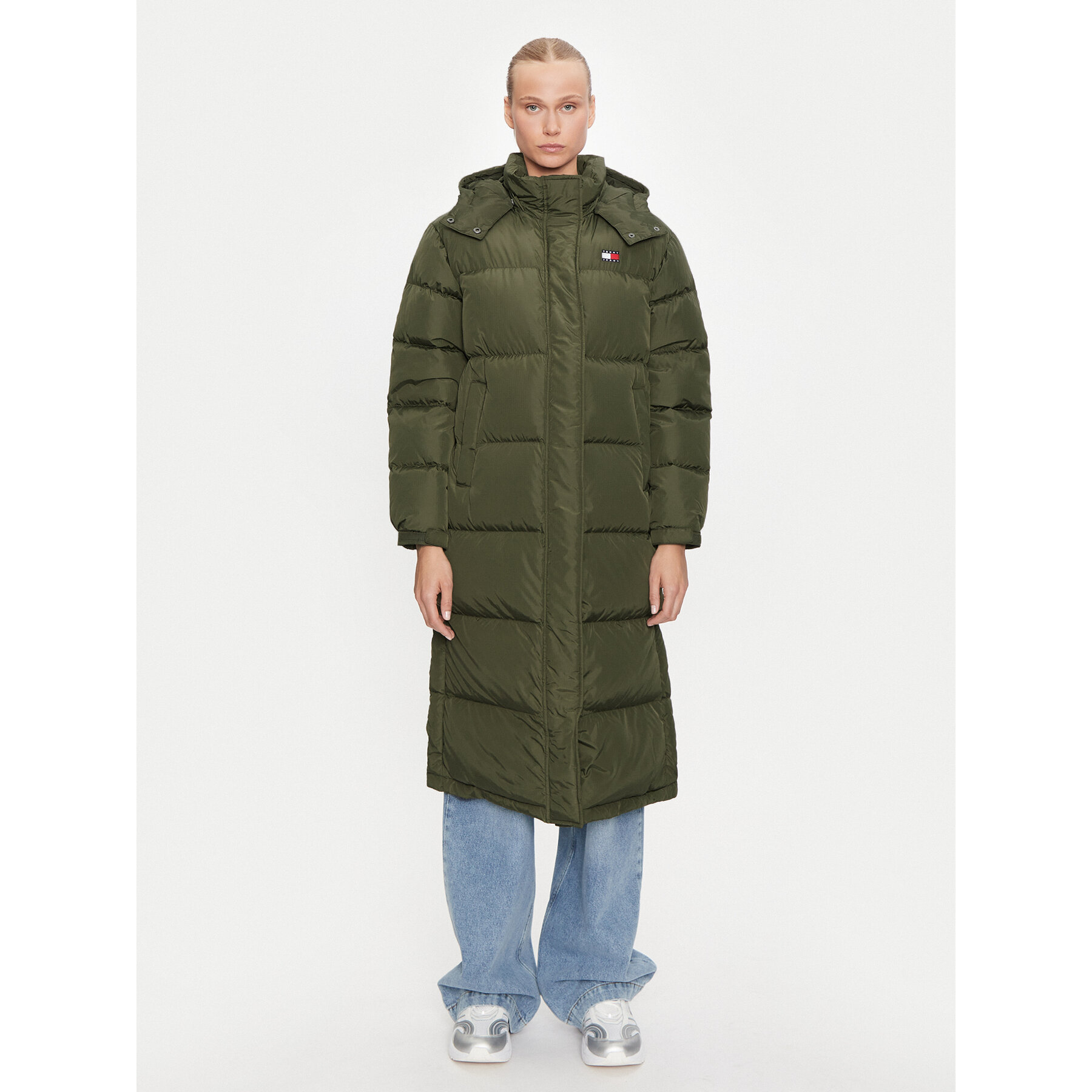 Tommy Jeans Daunenjacke Alaska DW0DW18860 Grün Regular Fit