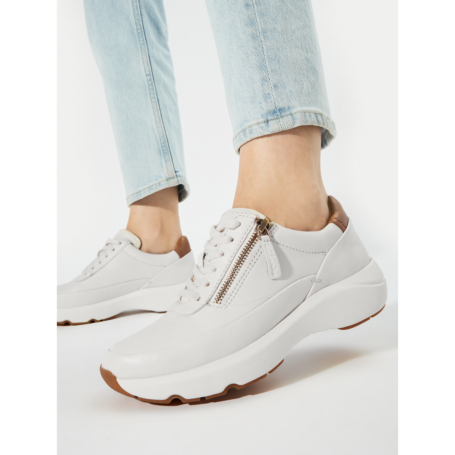 Sneakers Clarks Tivoli Zip 26176650 Écru