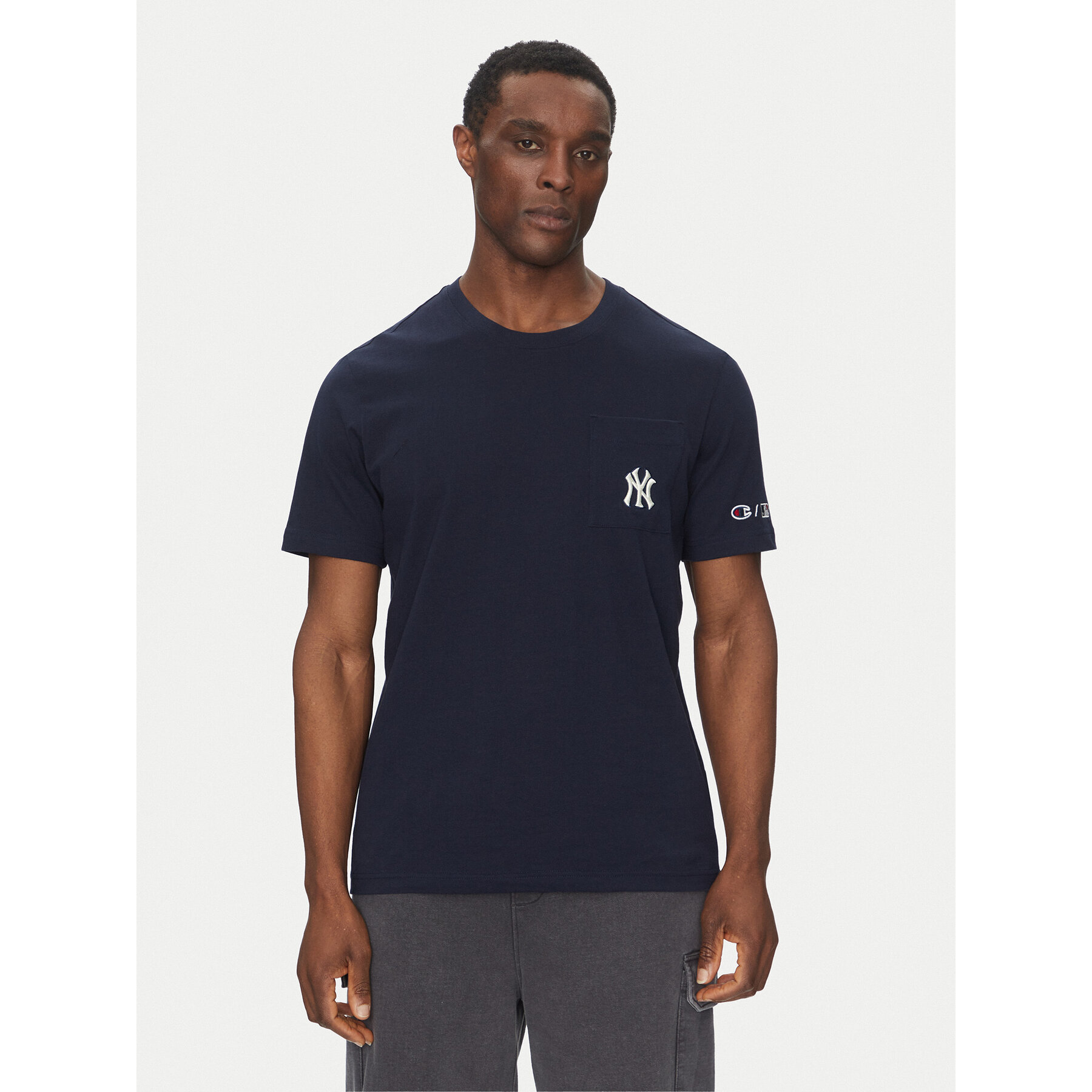 Champion T-Shirt 221038 Σκούρο μπλε Regular Fit