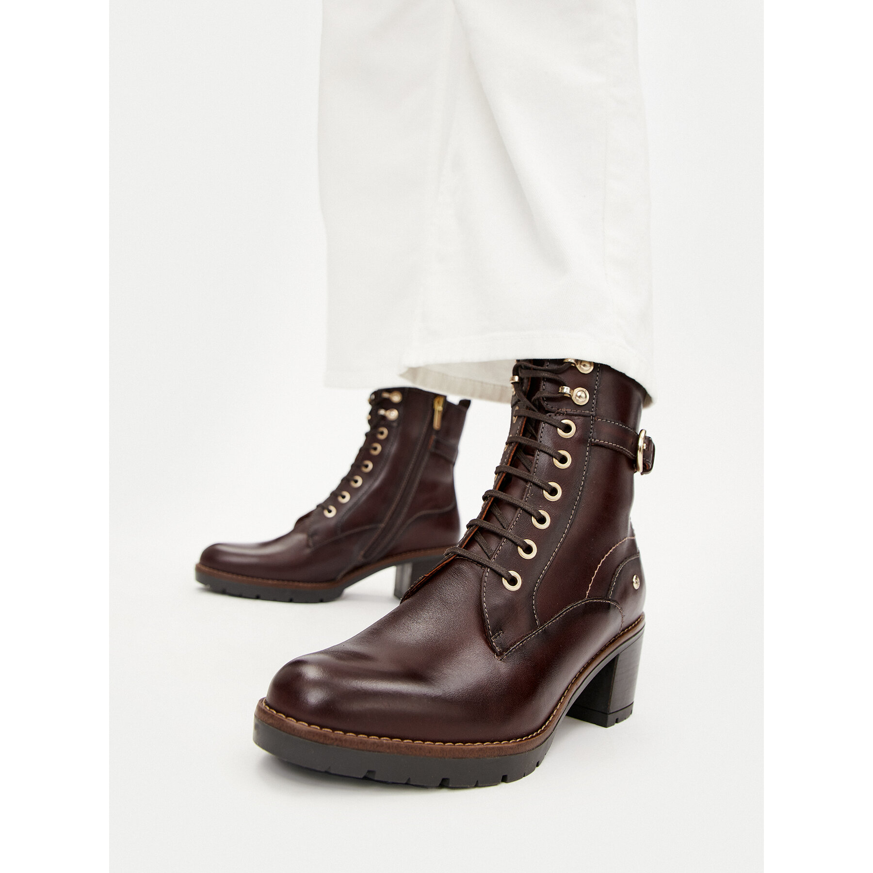 Ghete Pikolinos W7H-8510 Maro