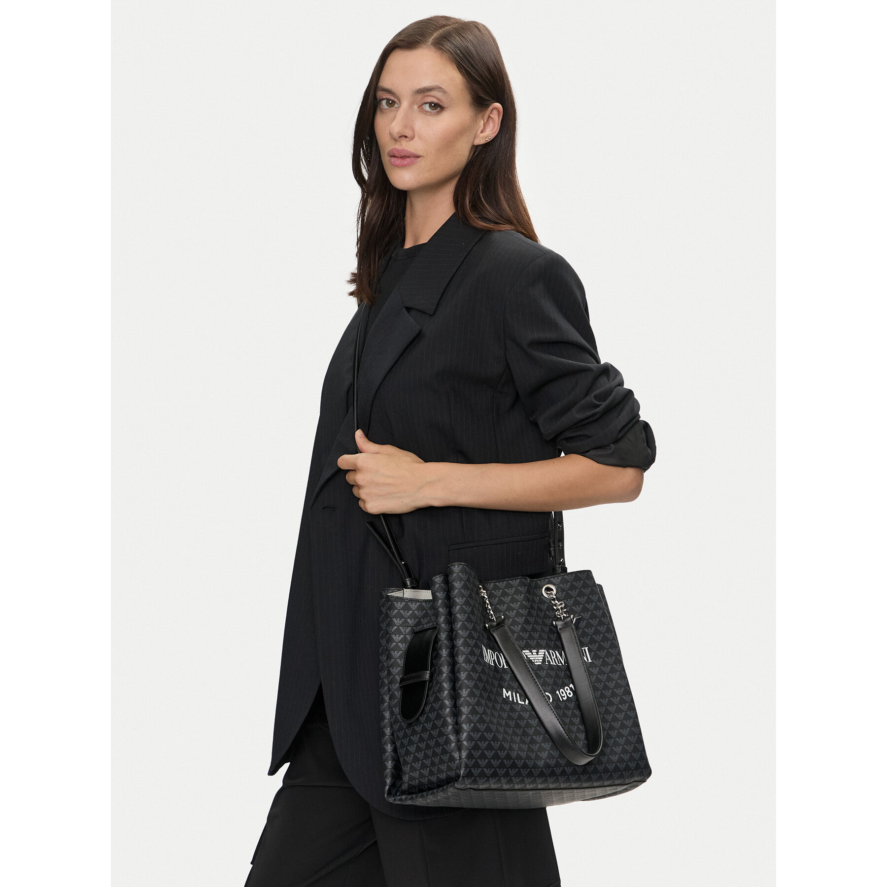 Kabelka Emporio Armani Y3D158 YWS0E 86284 Čierna