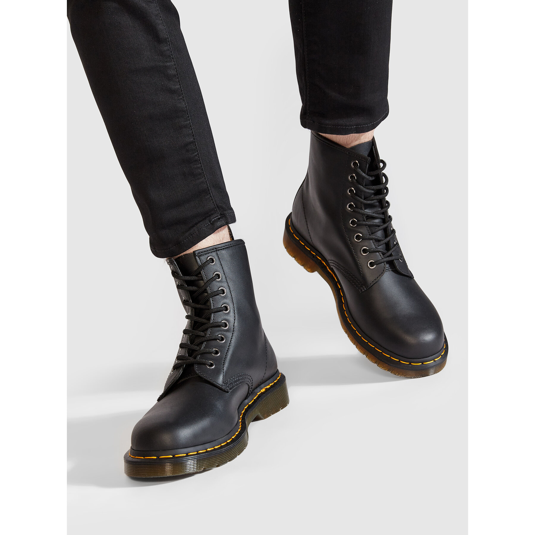 Bocanci Dr. Martens 1460 11822002 Negru