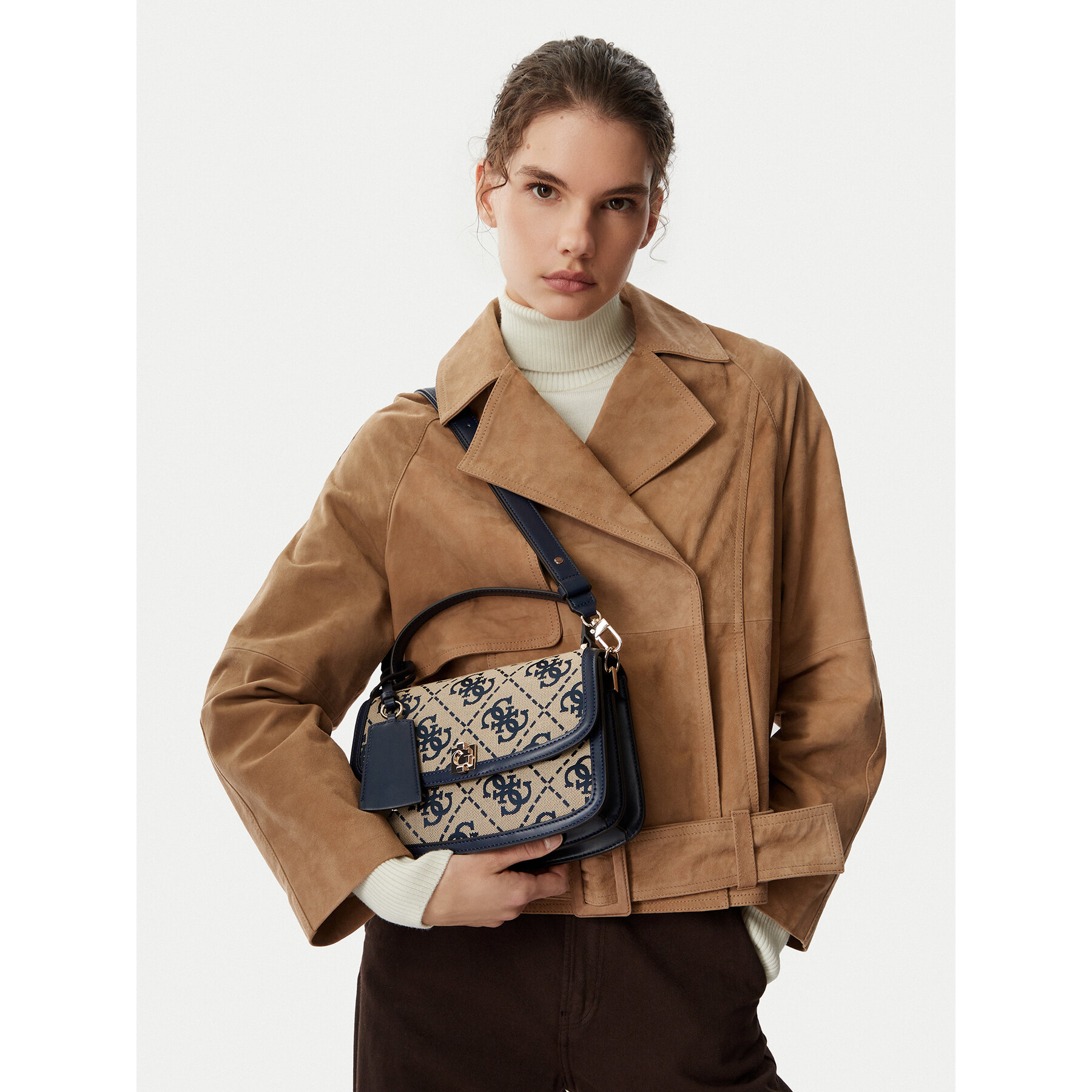 Kabelka Guess HWJG97 55210 Čierna