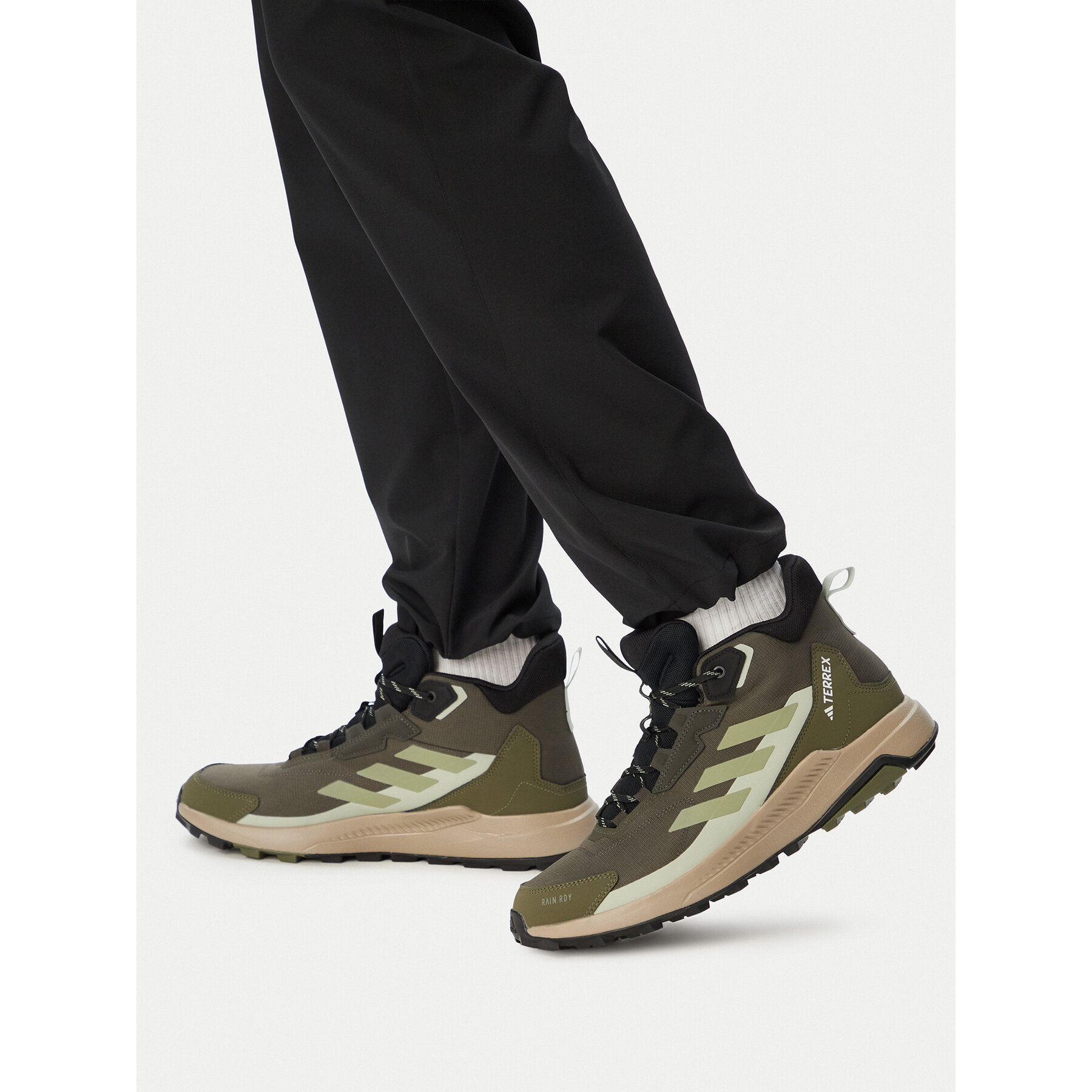 Trekking čevlji adidas Terrex Anylander Mid Rain.Rdy Hiking Shoes JR6594 Rjava