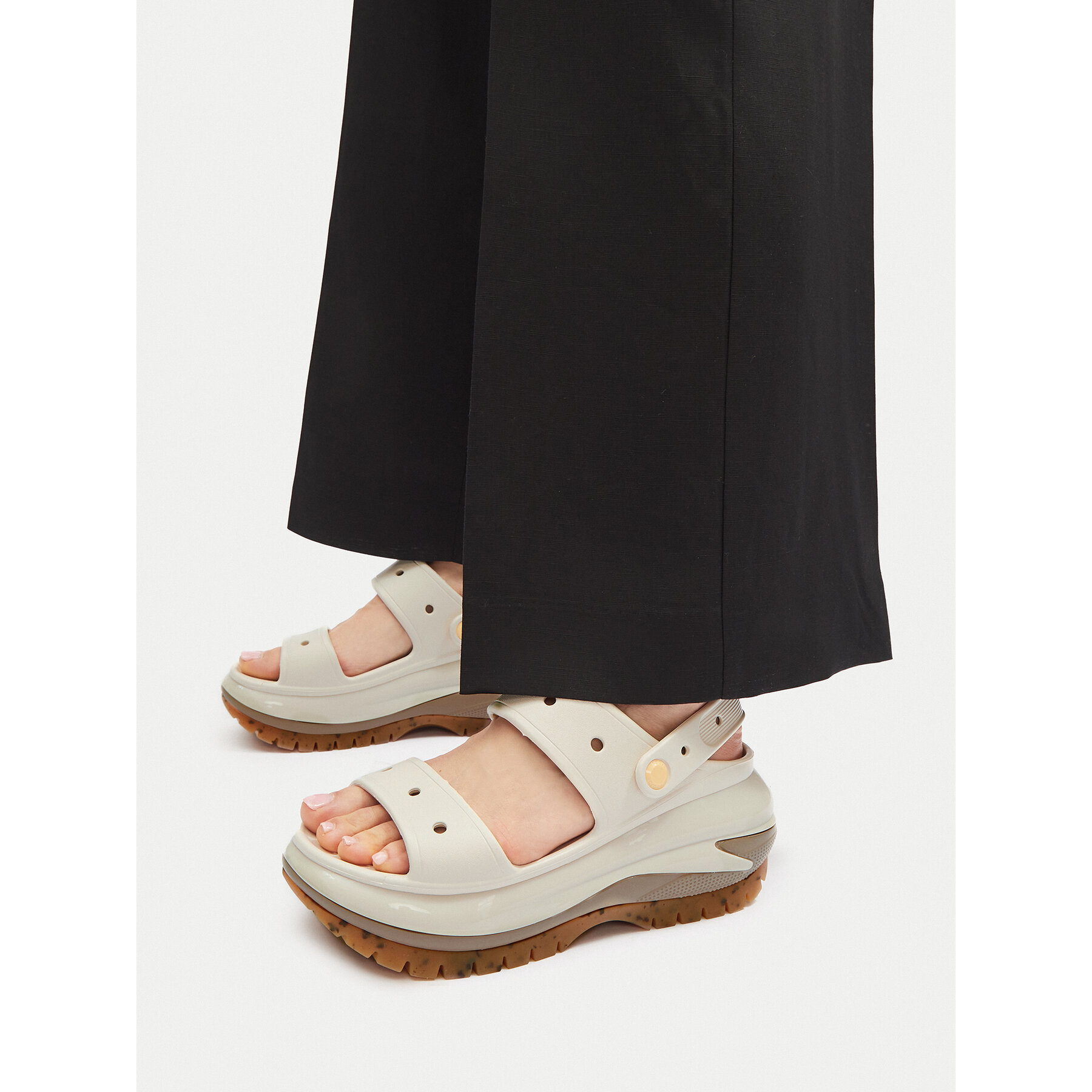 Sandali Crocs Mega Crush Sandal 207989 Rjava