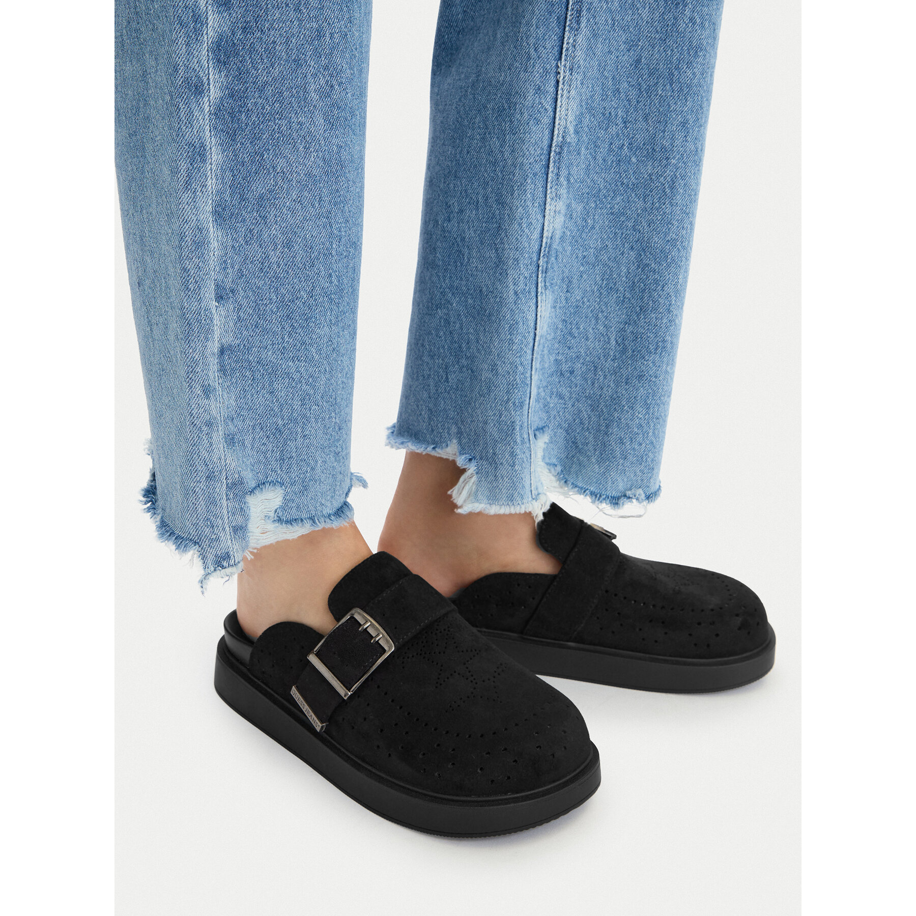 Şlapi Guess Jeans EO-HY2T709-3 Negru