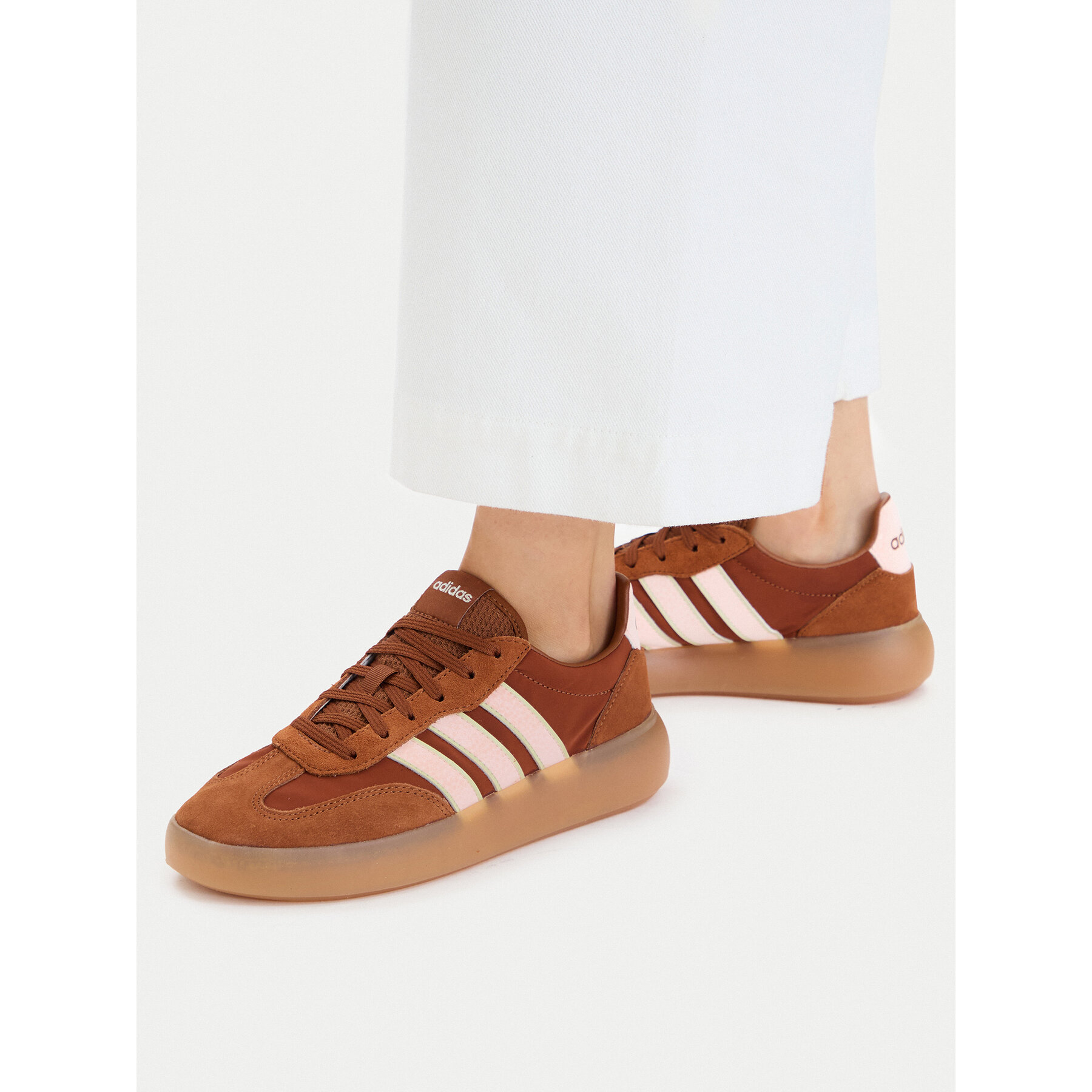 Сникърси adidas Barreda Decode IH1443 Кафяв
