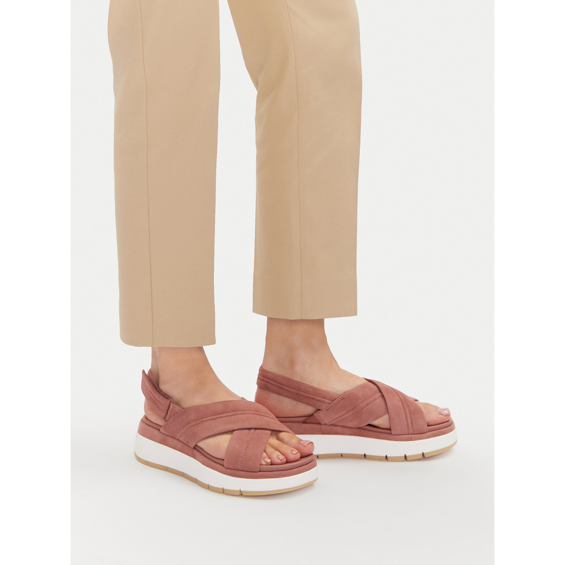 Sandale Clarks Tuscan Cross 26181471 Roz