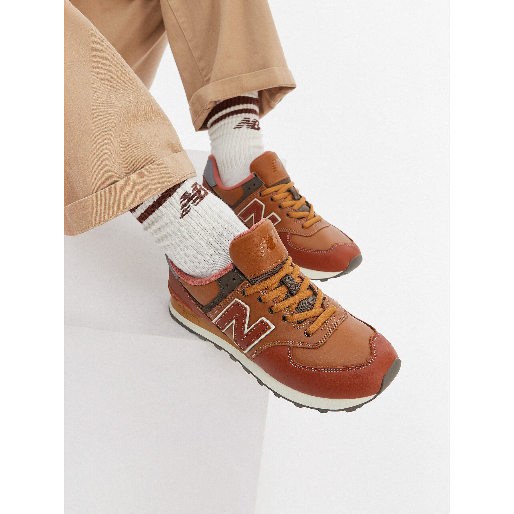 Sneakersy New Balance ML574OMA Hnedá
