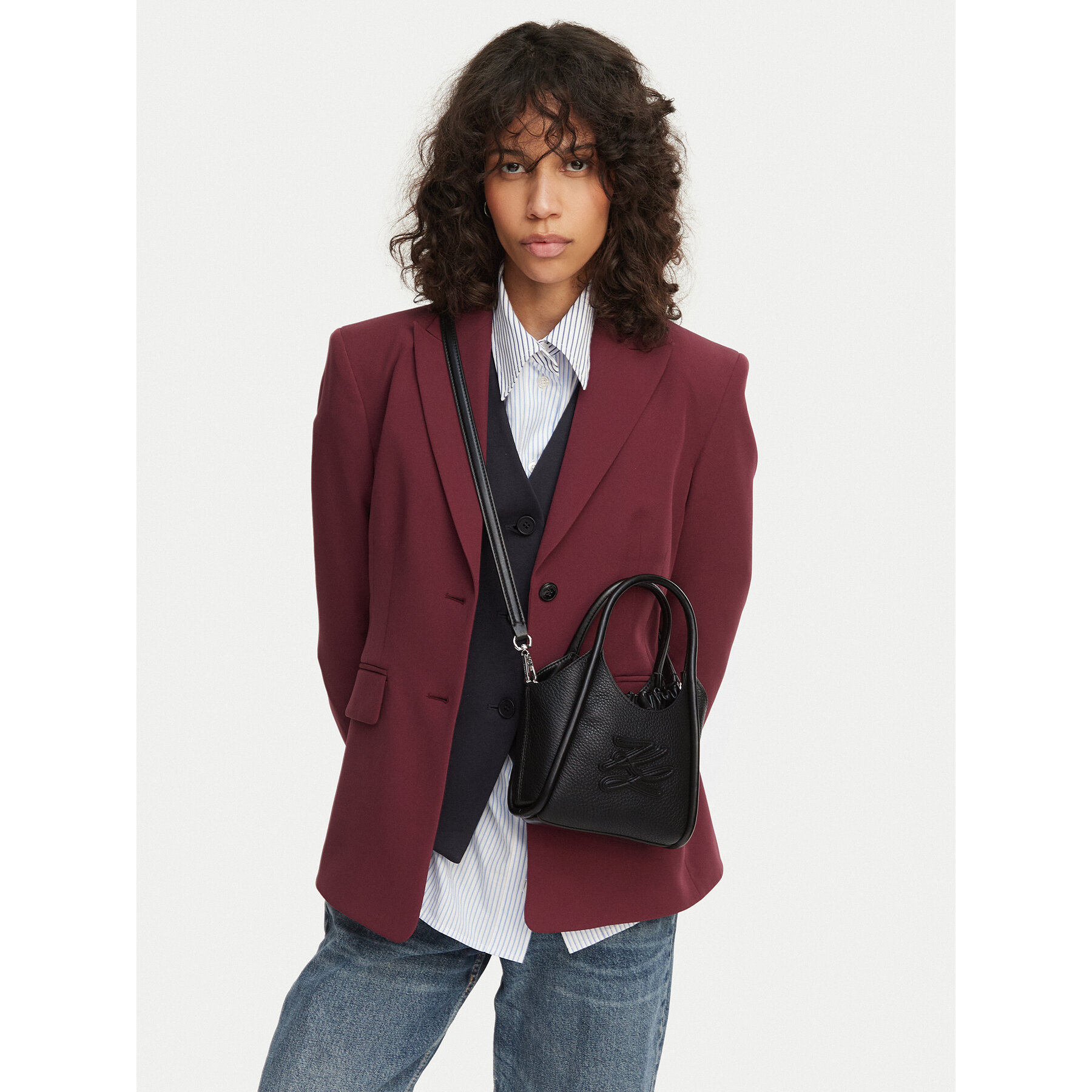 Дамска чанта KARL LAGERFELD B2W30053 Черен